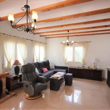 Mira Rosa Segaria - - 3 Double Bedroom