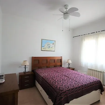 Mira Rosa Segaria - - 3 Double Bedroom