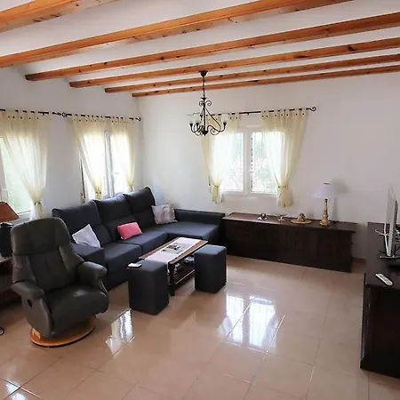 Mira Rosa Segaria - - 3 Double Bedroom